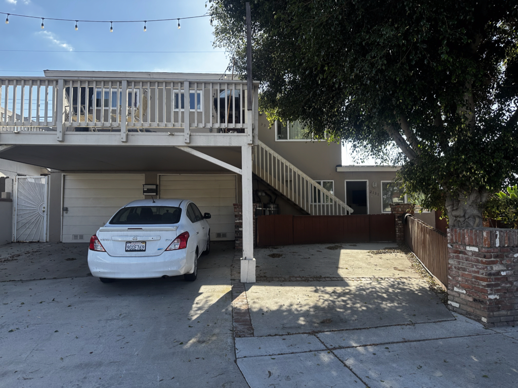 A real estate investor faced the challenge of converting a duplex in the Pacific Beach Community of San Diego into a five-unit apartment building while simultaneously paying off some debt. The investor required flexible financing to cover construction costs, consolidate existing debt, and maximize the property’s income potential.

 